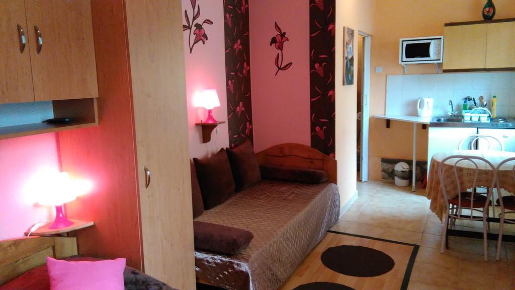 Castello Vendég és Apartmanház Eger Habitación foto